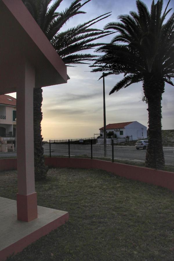 Casas Da Praia Supertubos เปนิช ภายนอก รูปภาพ